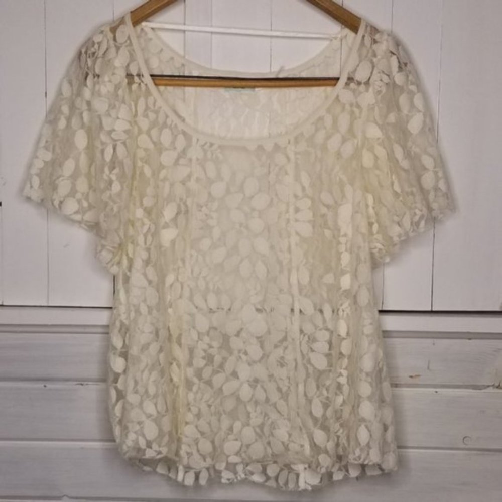 Urban Outfitters Kimchi Blue Blouse Lace Floral
